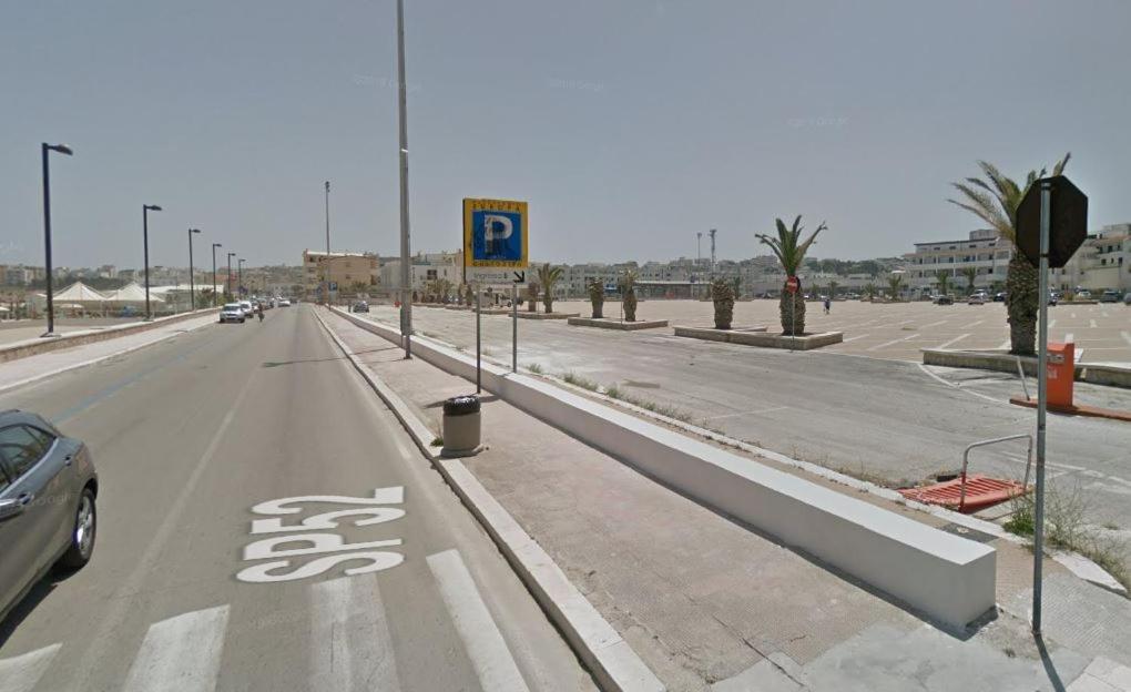 B&B Palazzo Manfredi Vieste, Fronte Mare Con Parcheggio Luaran gambar