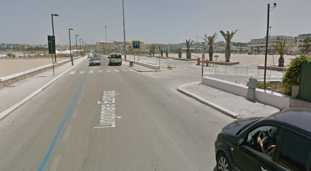 B&B Palazzo Manfredi Vieste, Fronte Mare Con Parcheggio Luaran gambar
