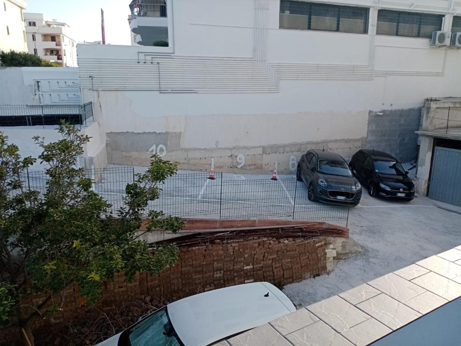 B&B Palazzo Manfredi Vieste, Fronte Mare Con Parcheggio Luaran gambar