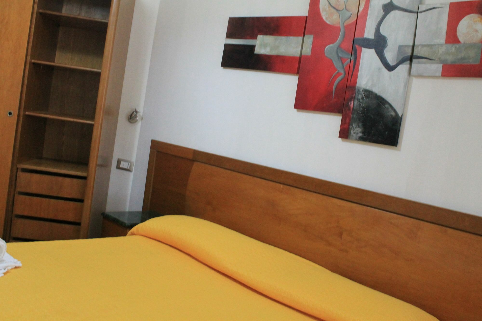 B&B Palazzo Manfredi Vieste, Fronte Mare Con Parcheggio Luaran gambar