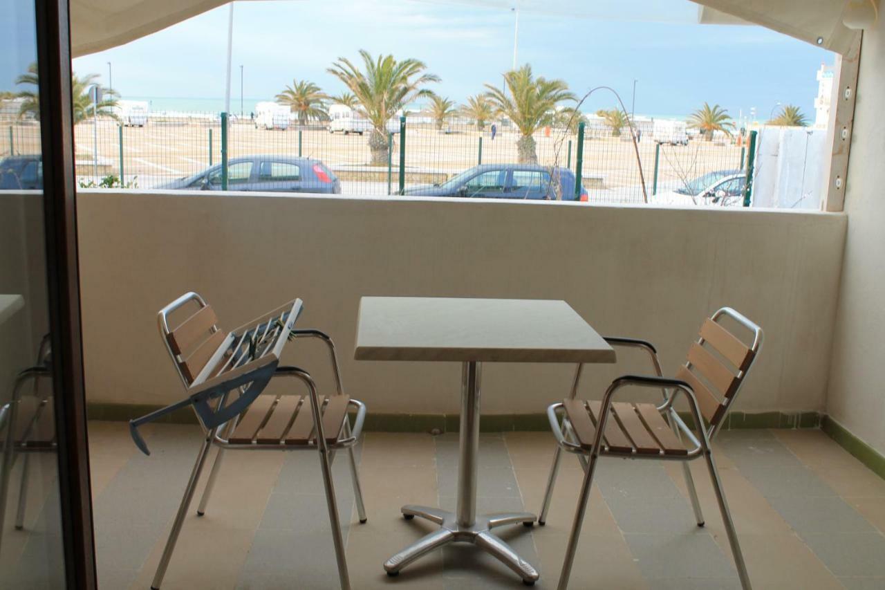 B&B Palazzo Manfredi Vieste, Fronte Mare Con Parcheggio Luaran gambar
